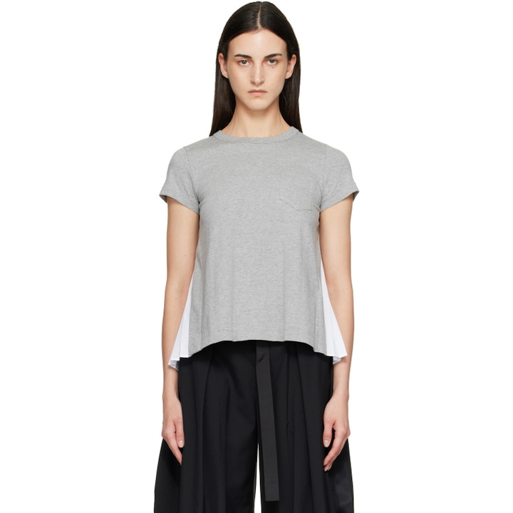 Photo: sacai Gray & White Cotton Poplin x Cotton Jersey T-shirt