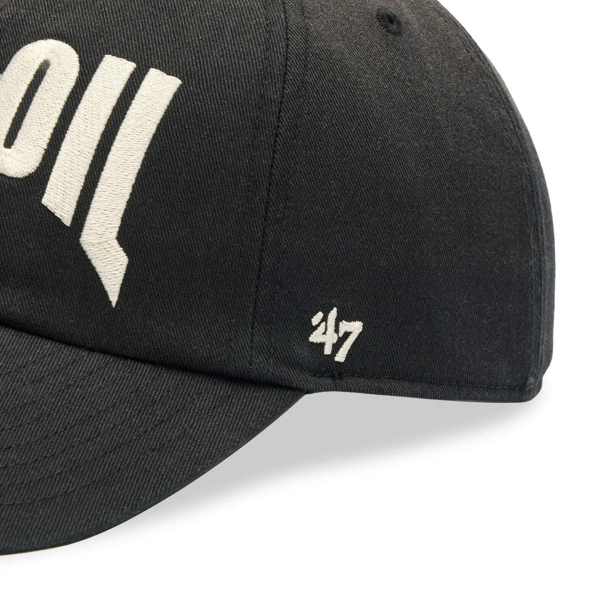 END. Oil Clean Up Cap in Washed Black 