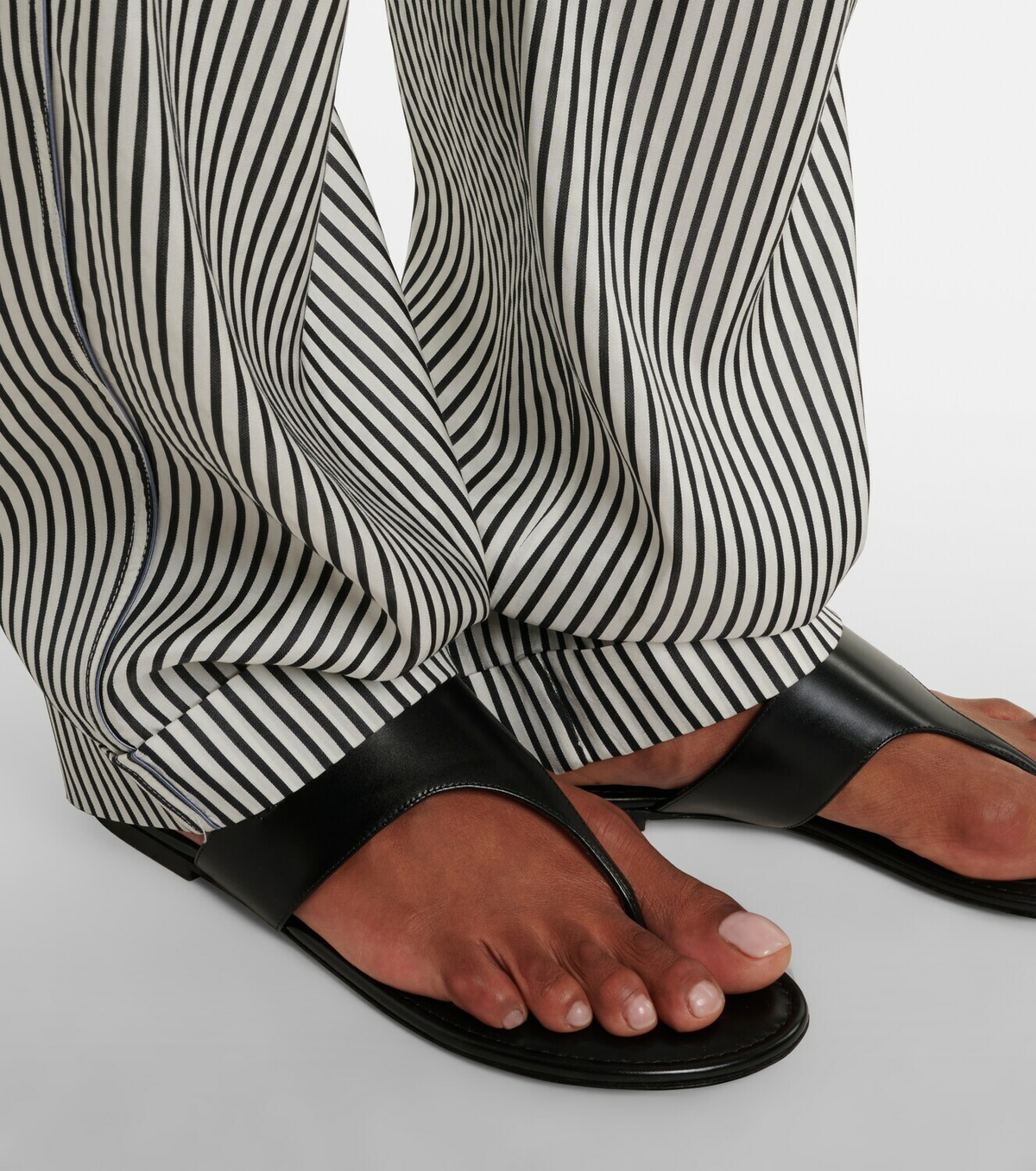 Tom Ford Lina leather thong sandals