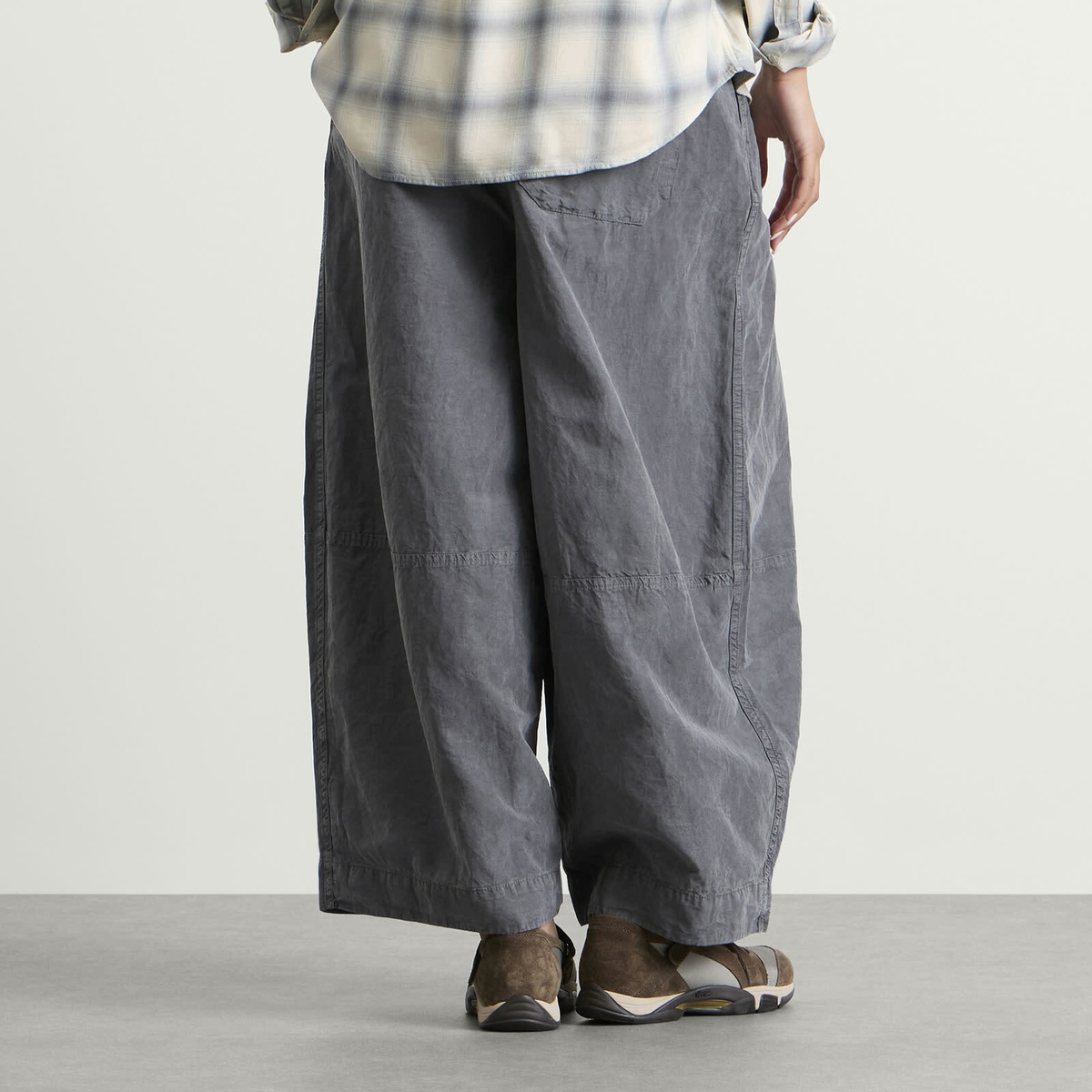 YMC Women's Deadbeat Trousers in Charcoal