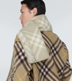 Burberry Burberry Check wool scarf