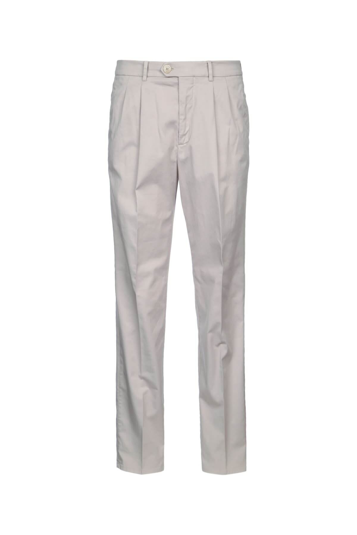 Collezione di pantaloni da uomo di Brunello Cucinelli su Collezione di pantaloni da uomo di Brunello Cucinelli su