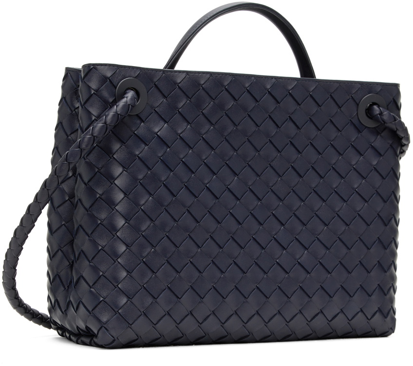 Bottega Veneta ブラックハンドバッグ　ネイビー Bottega Veneta Navy Medium Andiamo Bag Bottega Veneta