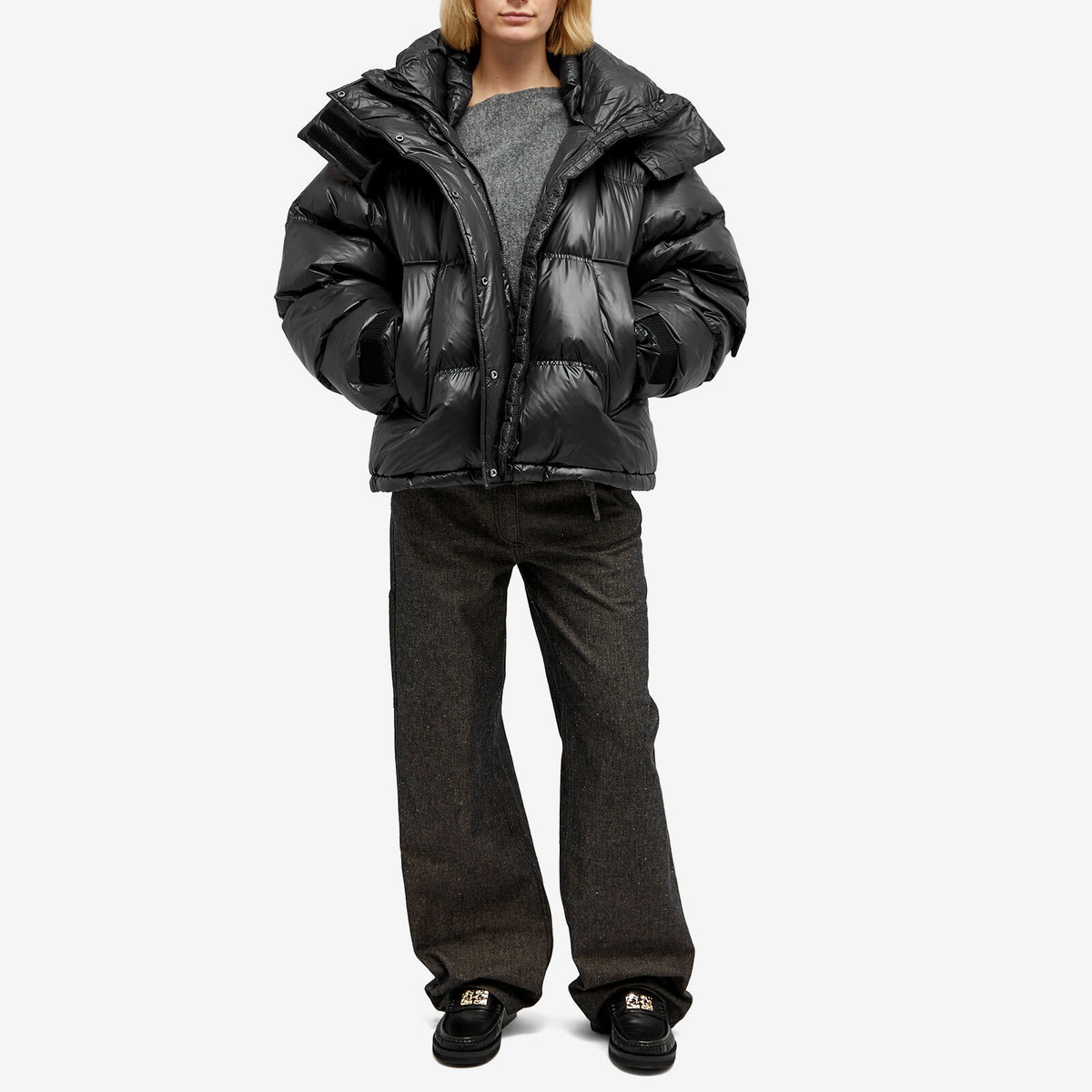Holzweiler Women's Steilia Short Down Jacket in Black Holzweiler
