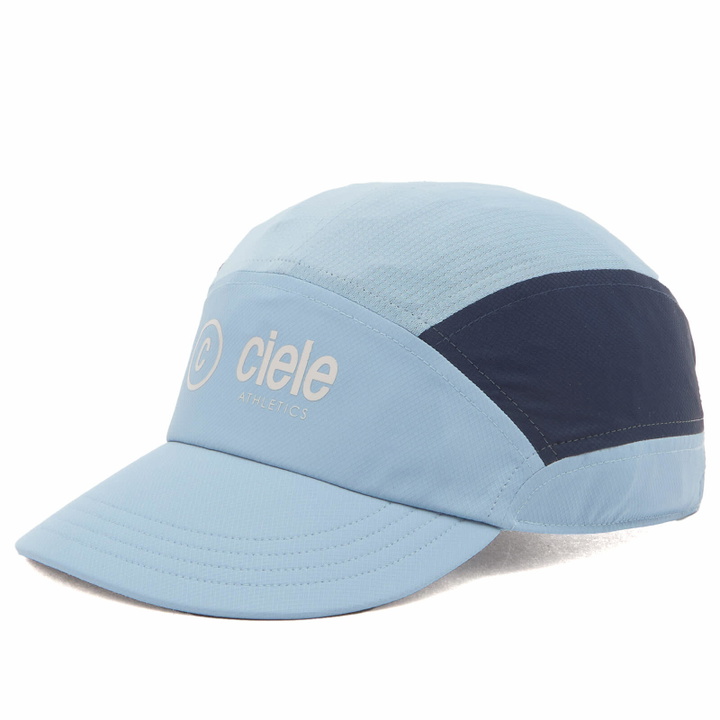 Photo: Ciele Athletics FST SC Classic Cap in Deep Space