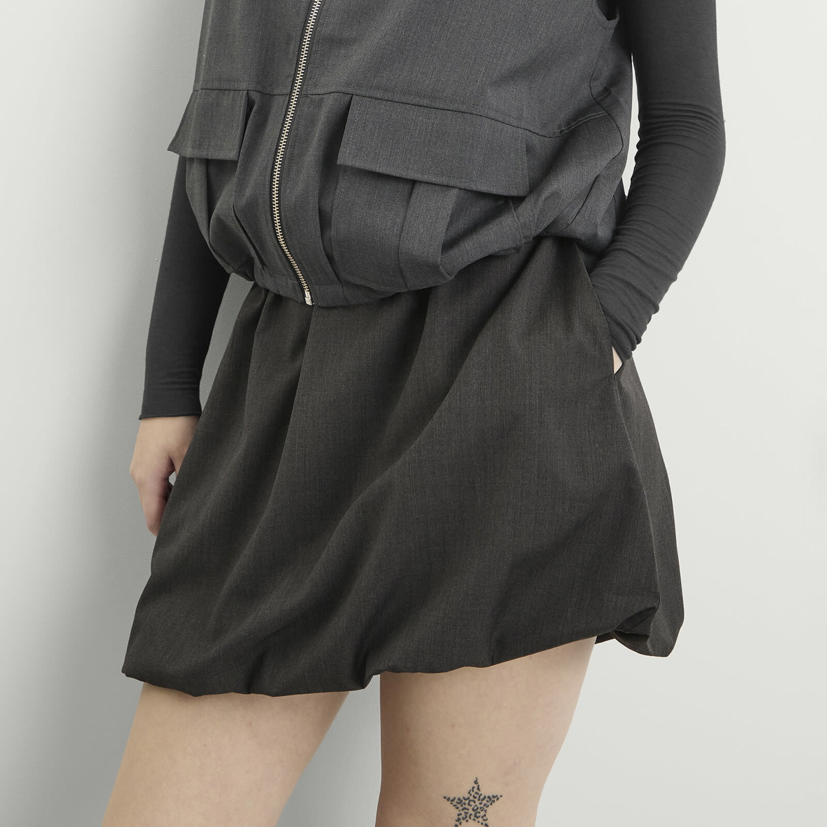 Samsøe Samsøe Women's Saroko Drawstring Waist Mini Skirt in Dark Grey Melange