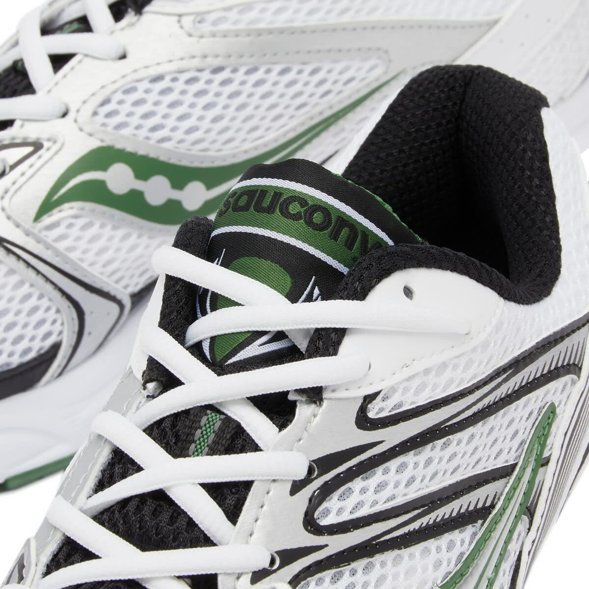 Saucony Ride Millennium in White/Green