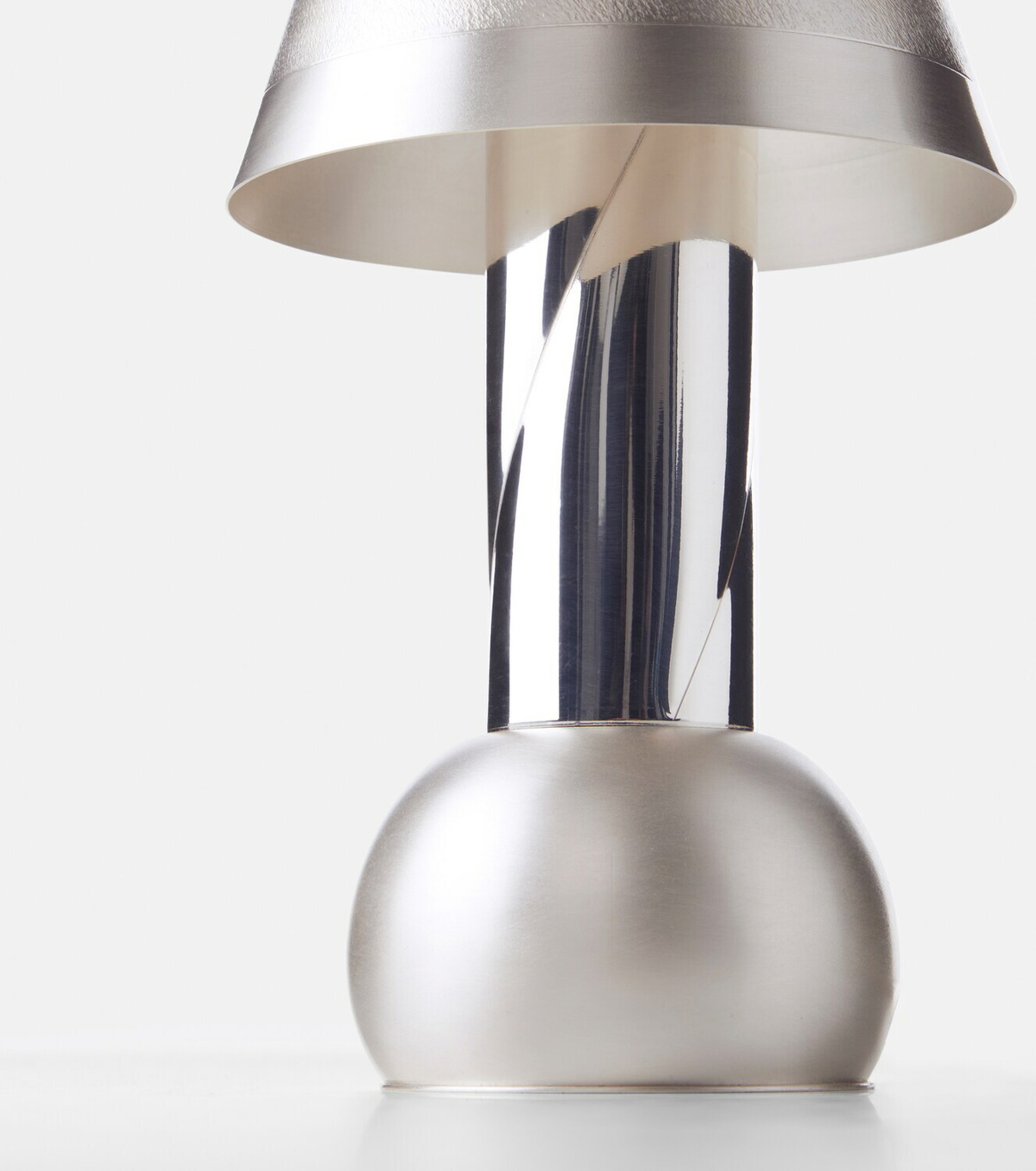 Natalia Criado Silver-plated metal table lamp