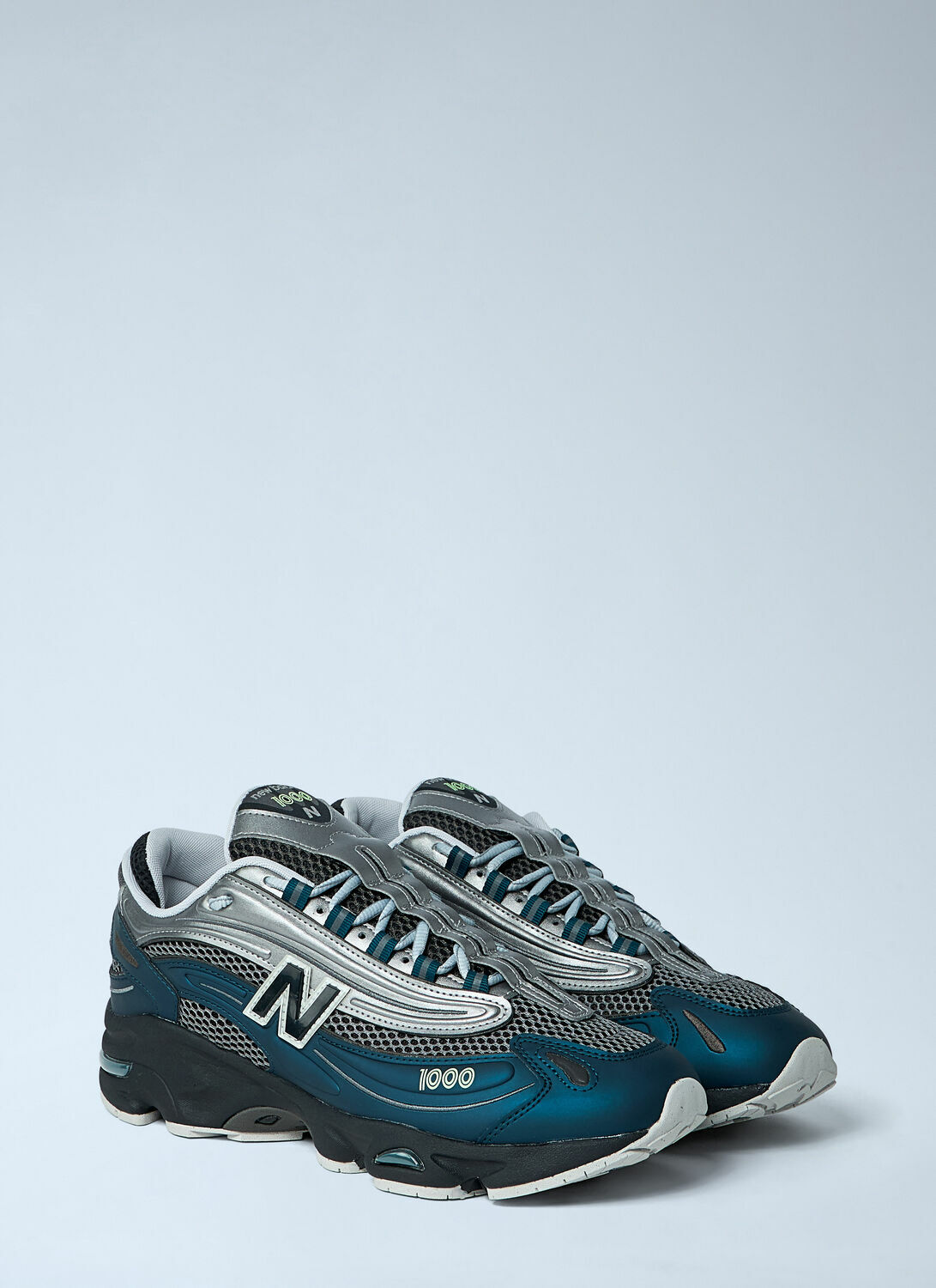 New Balance M1000 Sneakers
