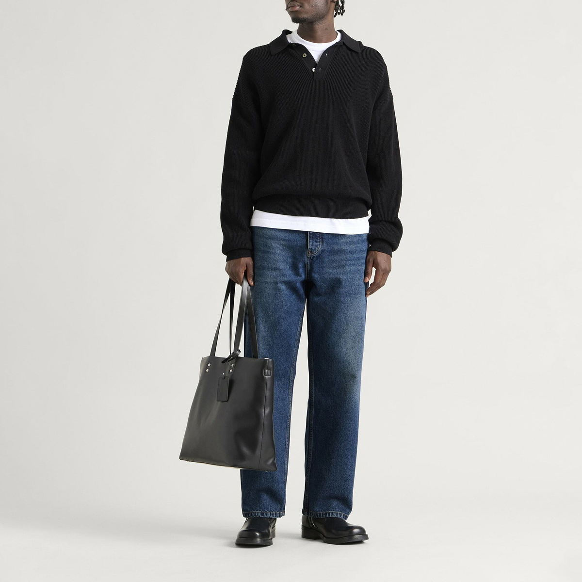 Ronning Men's Classic Denim Jeans in Distressed Denim