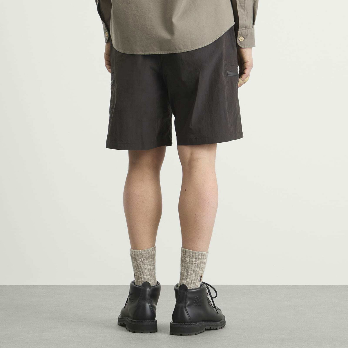 FrizmWORKS Men's Nylon Utility Pocket Shorts in Charcoal