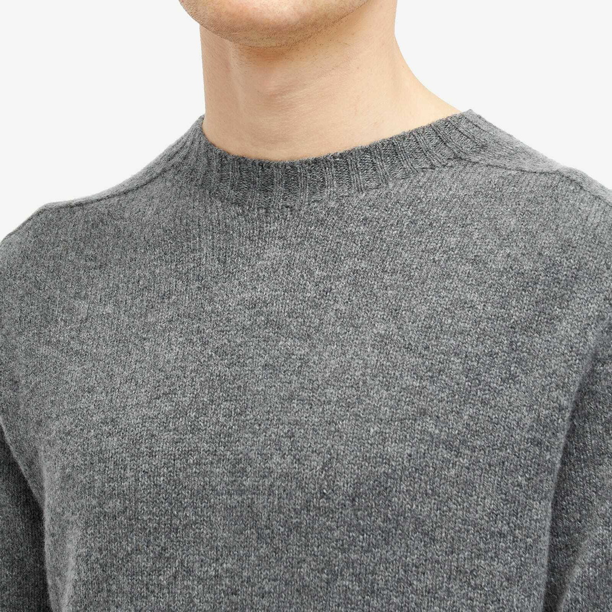 Country Of Origin Men's Geelong Seamless Knit Jumper in Grey