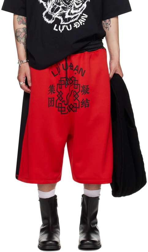Photo: LU'U DAN Red CLOT Edition Basketball Shorts