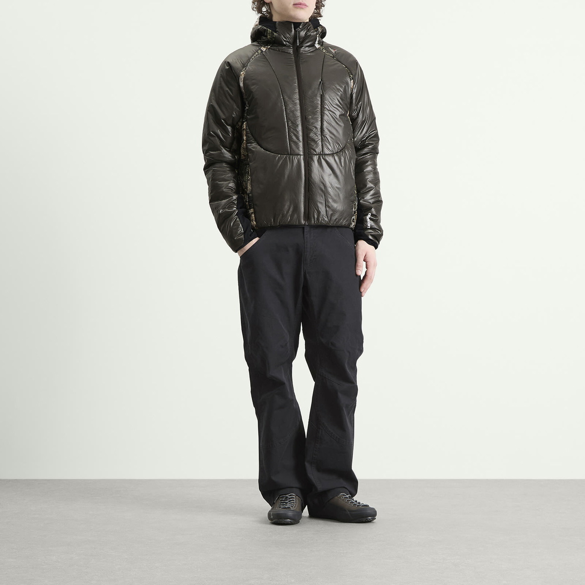 ROA Men's Hima Primaloft® Moth Print Insulated Synthetic Jacket in Anthracite