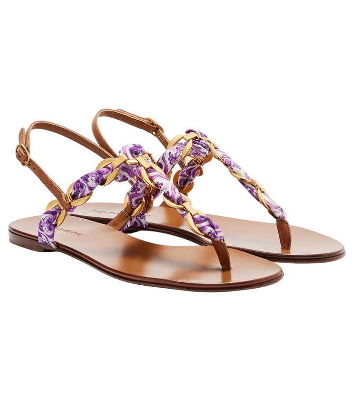 Photo: Dolce&Gabbana Majolica leather-trimmed satin thong sandals