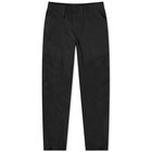 ON Men's Running Explorer Pant in Black