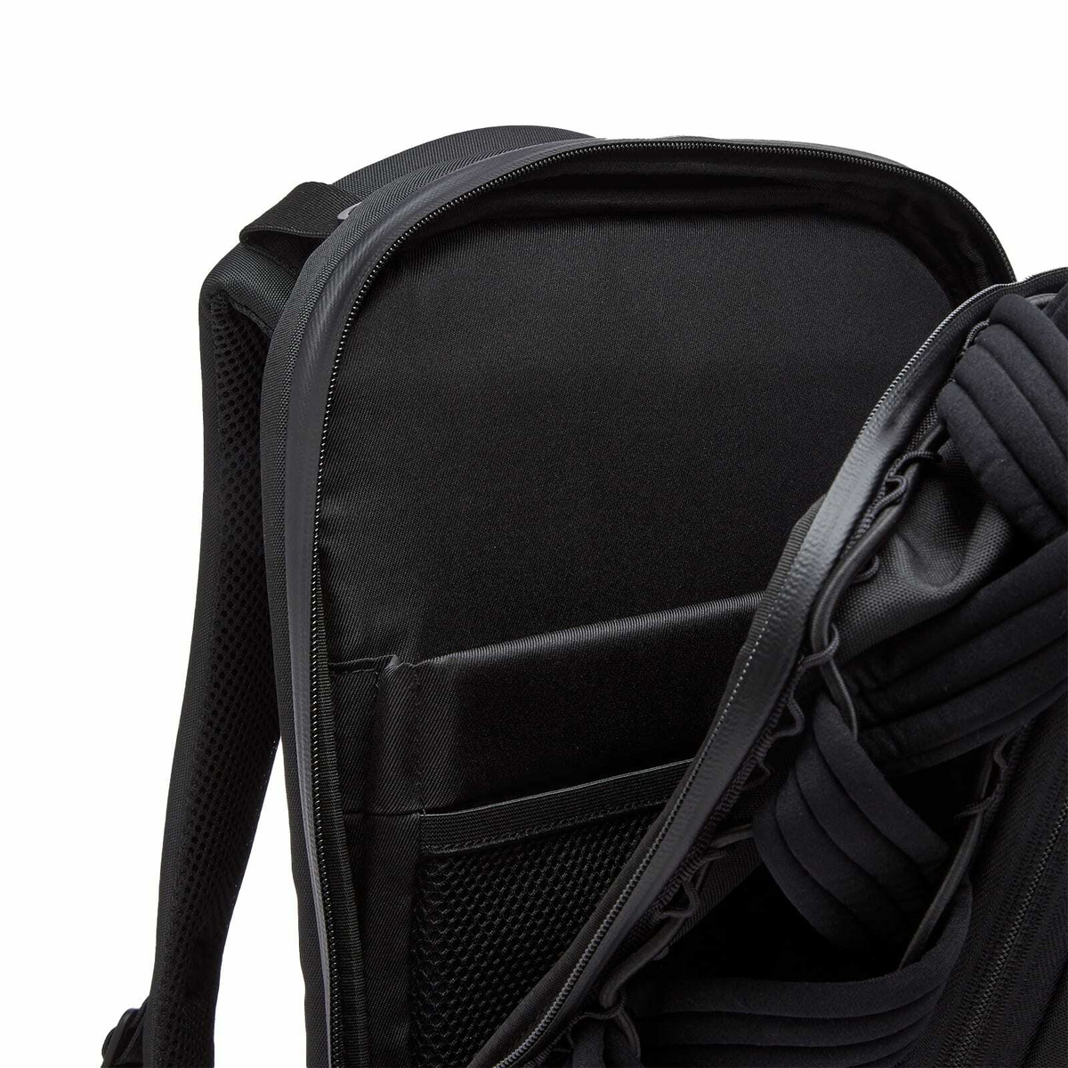 Cote&Ciel Isar M Braided Backpack in Black 