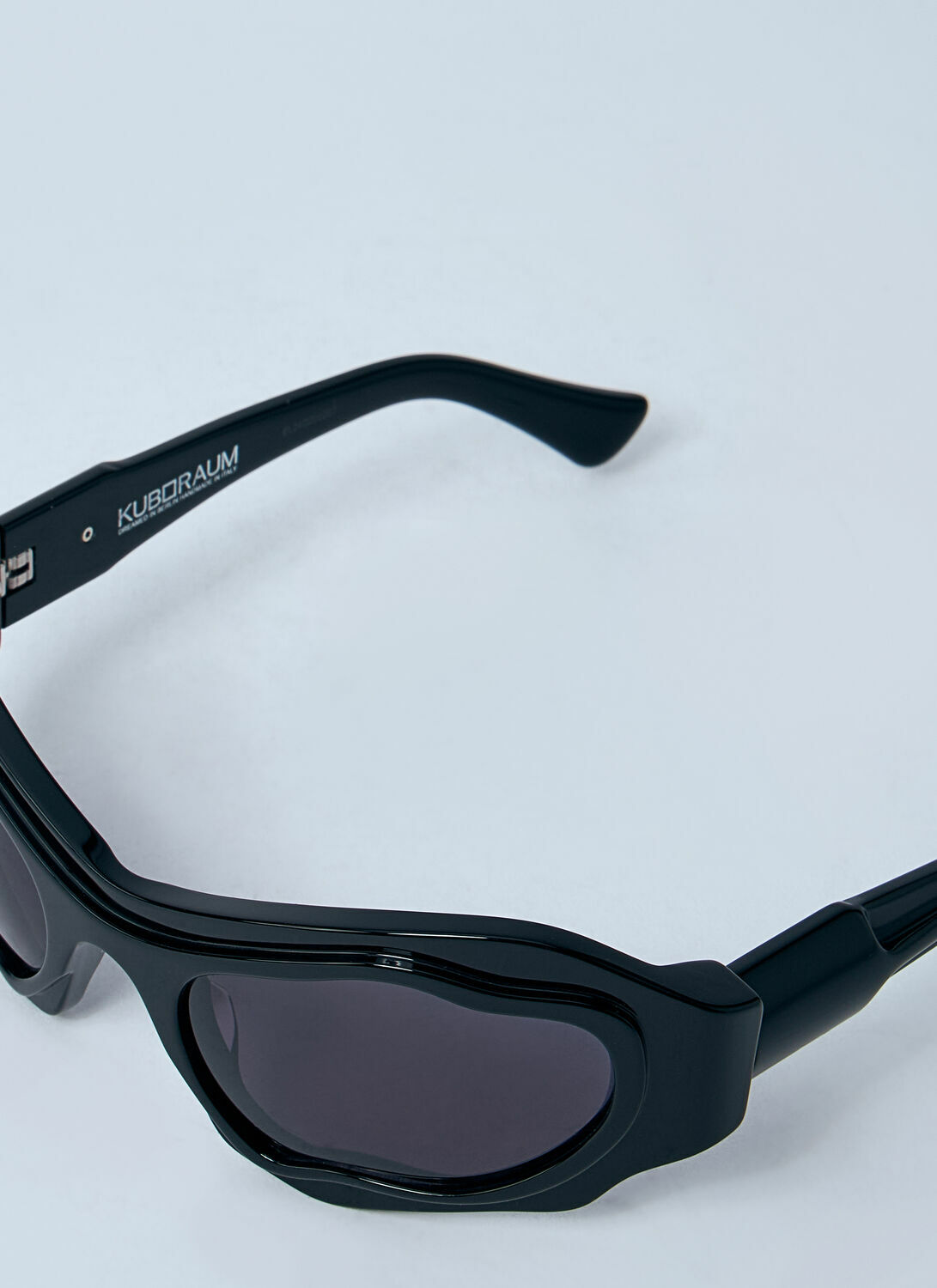 Kuboraum E22 58-23 Sunglasses
