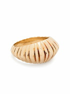 Lizzie Mandler Fine Jewelry 18K Yellow Gold Fluted Crescent Ring