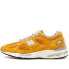 New Balance U991YE2 - Made in UK Sneakers in Yellow