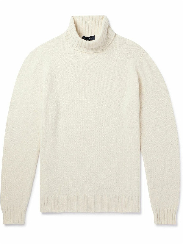 Photo: Thom Sweeney - Knitted Cashmere Rollneck Sweater - Neutrals
