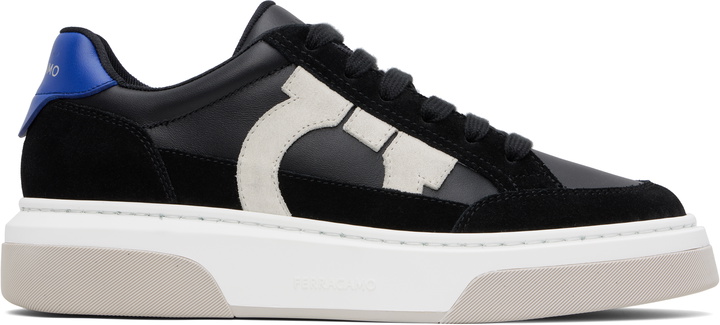Photo: Ferragamo Black Low Cut Gancini Outline Sneakers