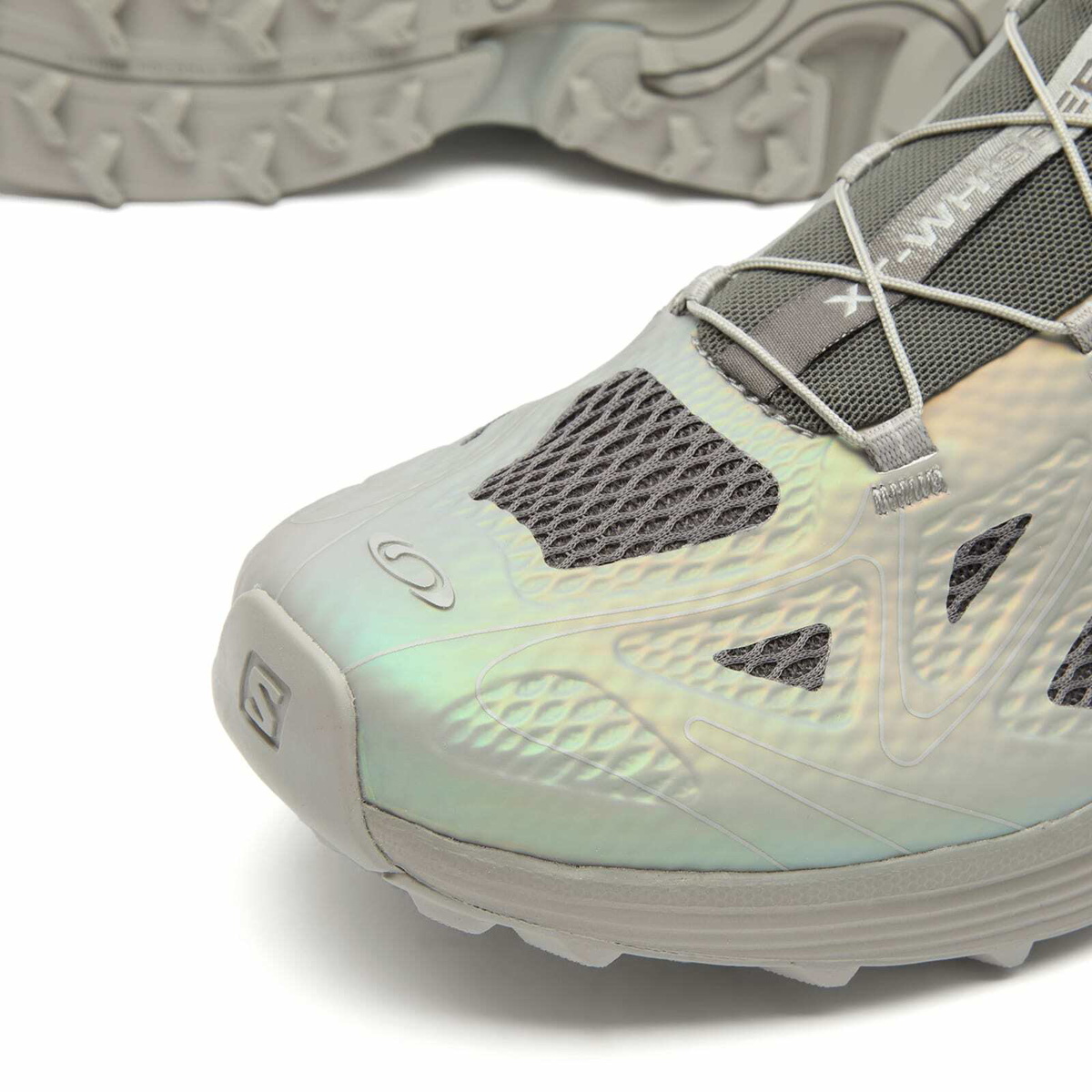 Salomon XT-WHISPER VOID Sneaker in Alloy/Castlerock/Silver