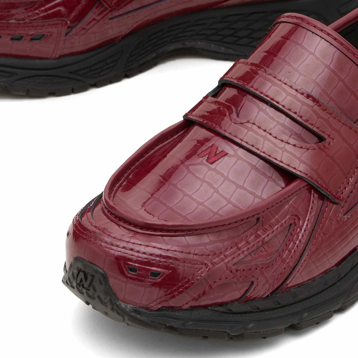 New Balance 1906L Sneaker in Monarch Burgundy