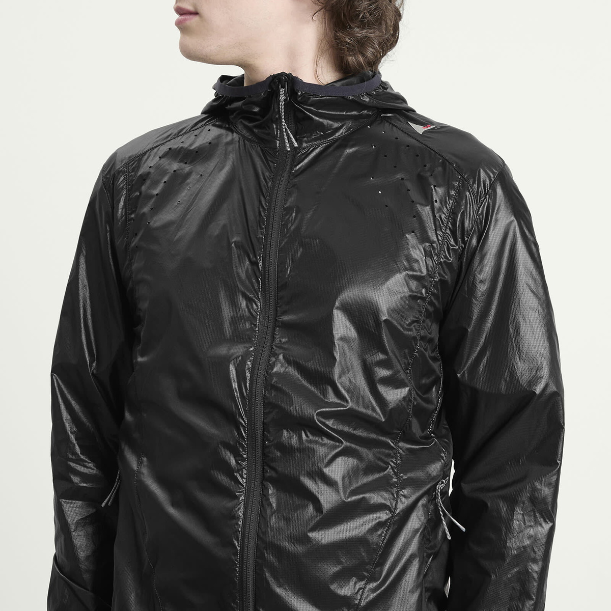 ROA Men's Hue Packable Wind Jacket in Black