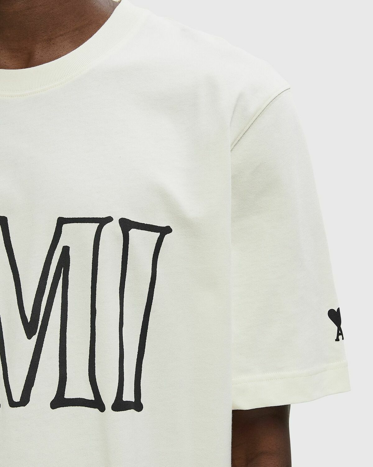 BOXY FIT SHORT SLEEVES TEESHIRT