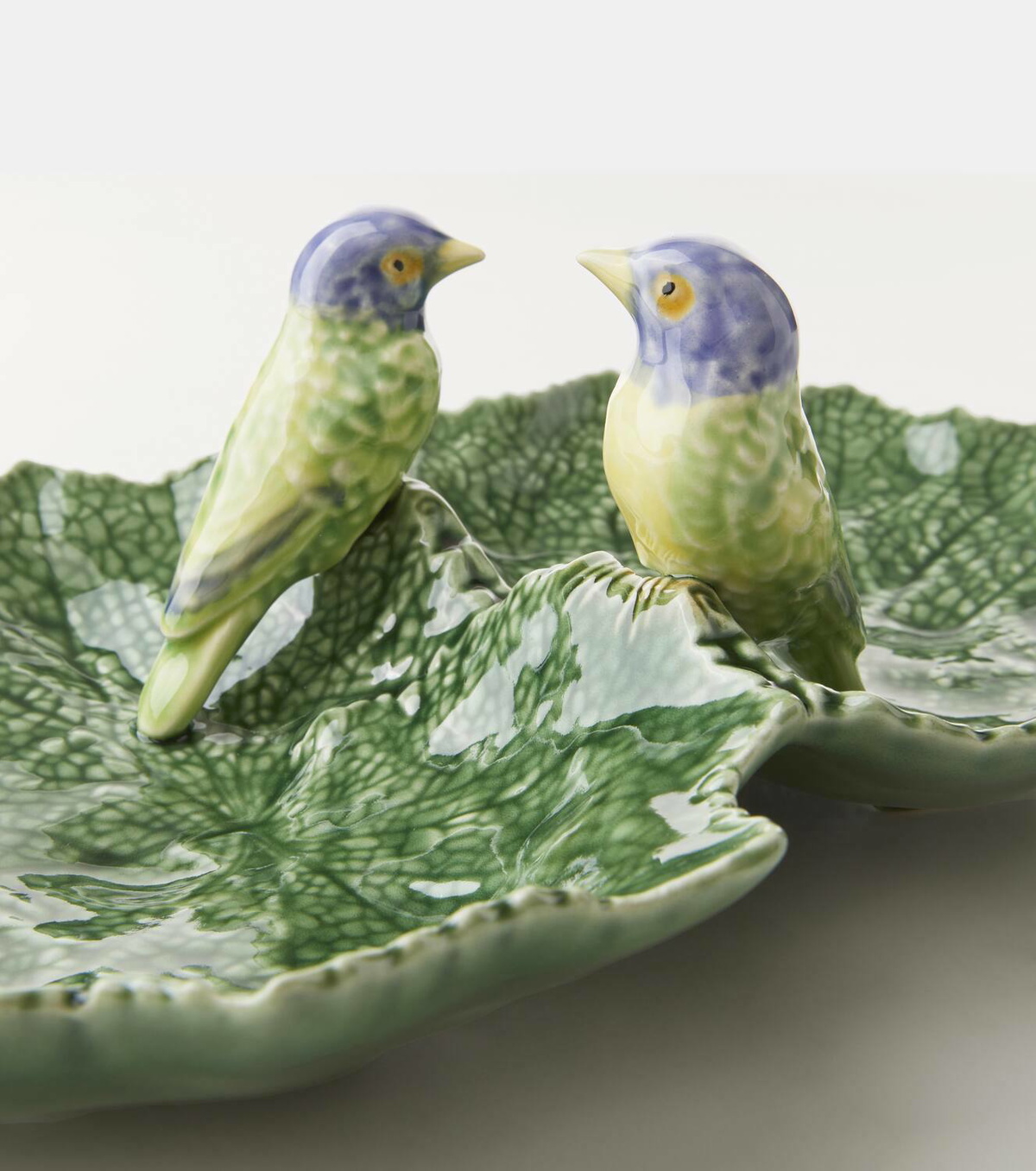 Bordallo Pinheiro Cinerária Double Leaf bowl