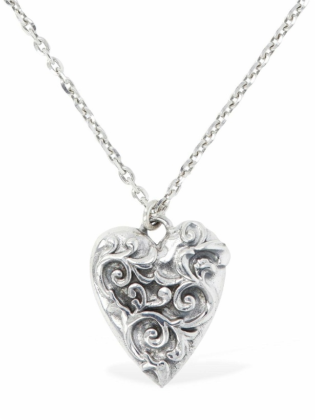 Photo: EMANUELE BICOCCHI - Large Arabesque Heart Charm Necklace