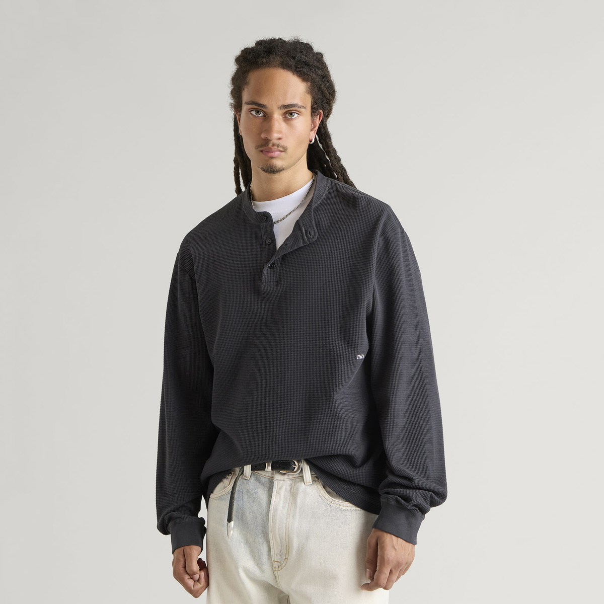 END. Men's Recruit Henley in Cinder Black