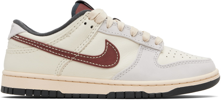 Photo: Nike Off-White & Gray Dunk Low Sneakers