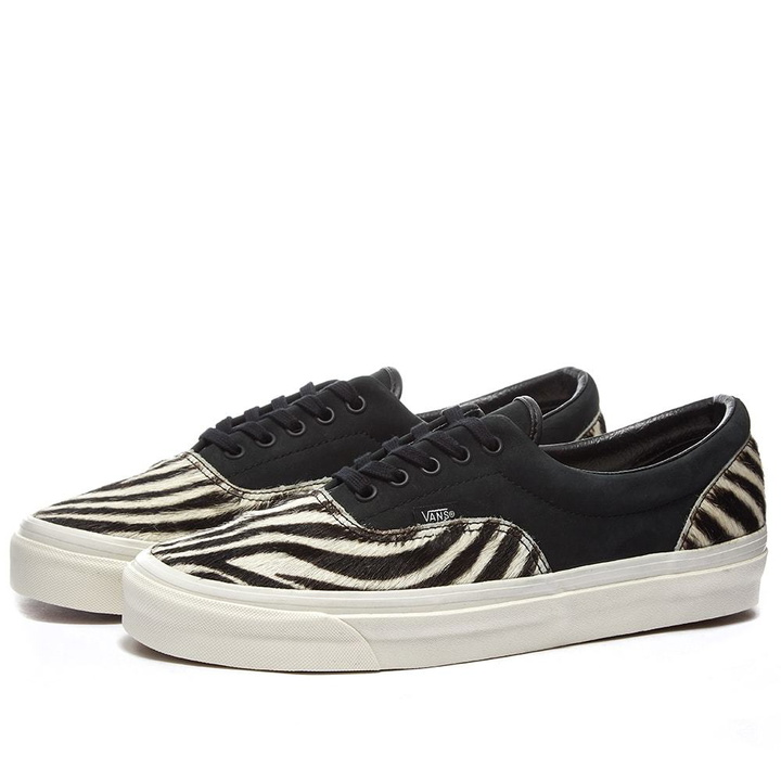 Photo: Vans UA Era 95 DX Ponyhair