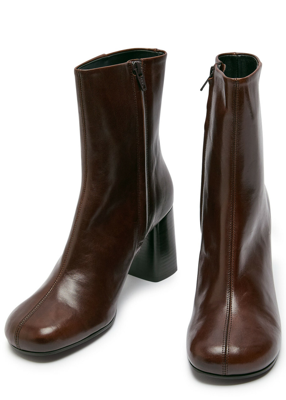 Lemaire Anatomic 80 Leather Boots Burgundy