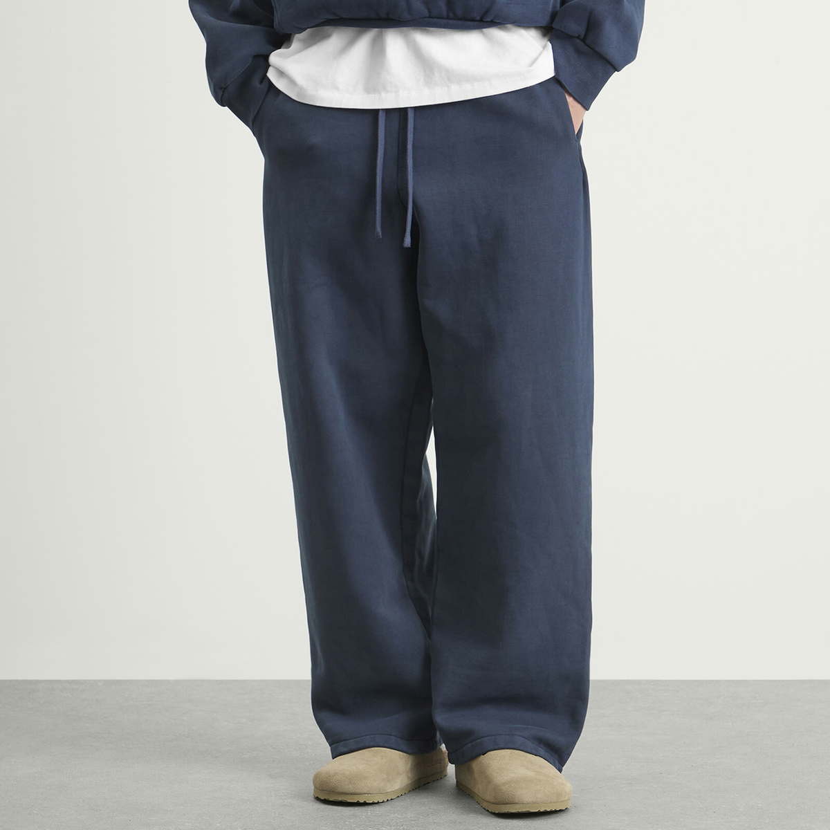 SKIMS Men's Relaxed Garment Dyed Straight Sweatpants in Navy