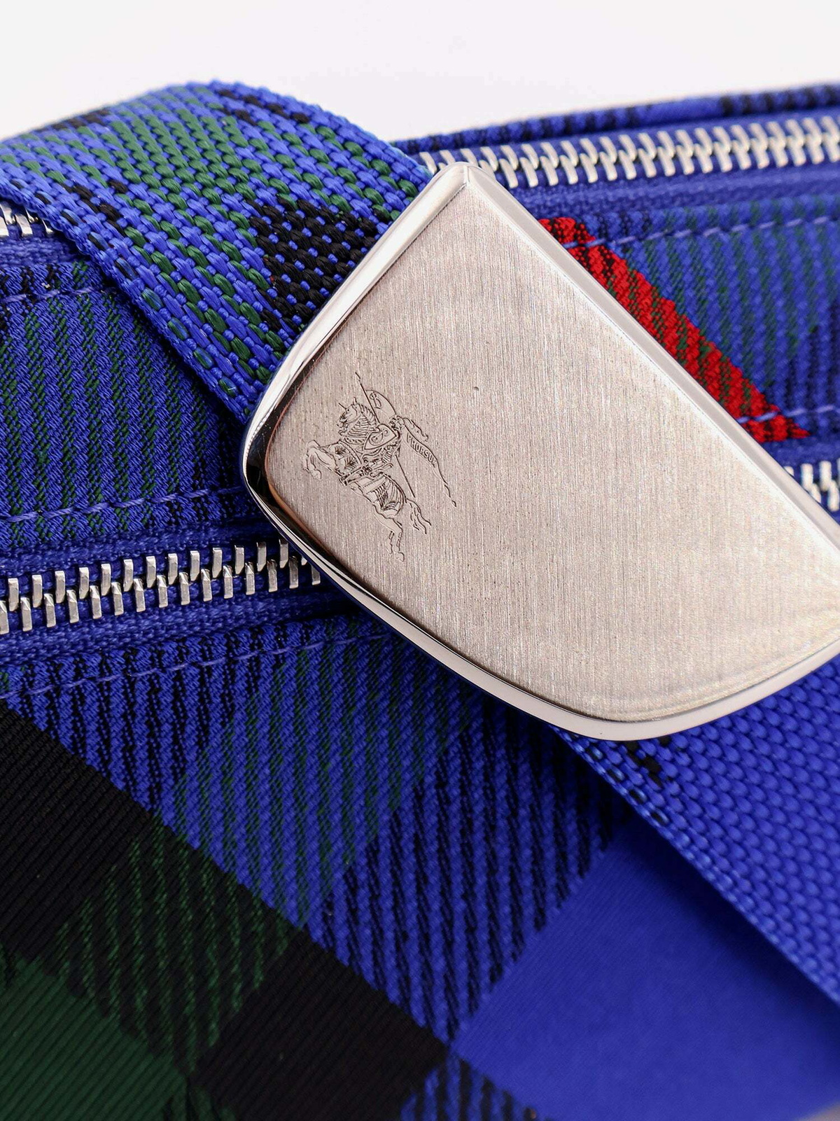 【関税＆送料込み】Burberry Shield Messenger S Crossbody Burberry Messenger Shield Bag - Black - Men | 8089292