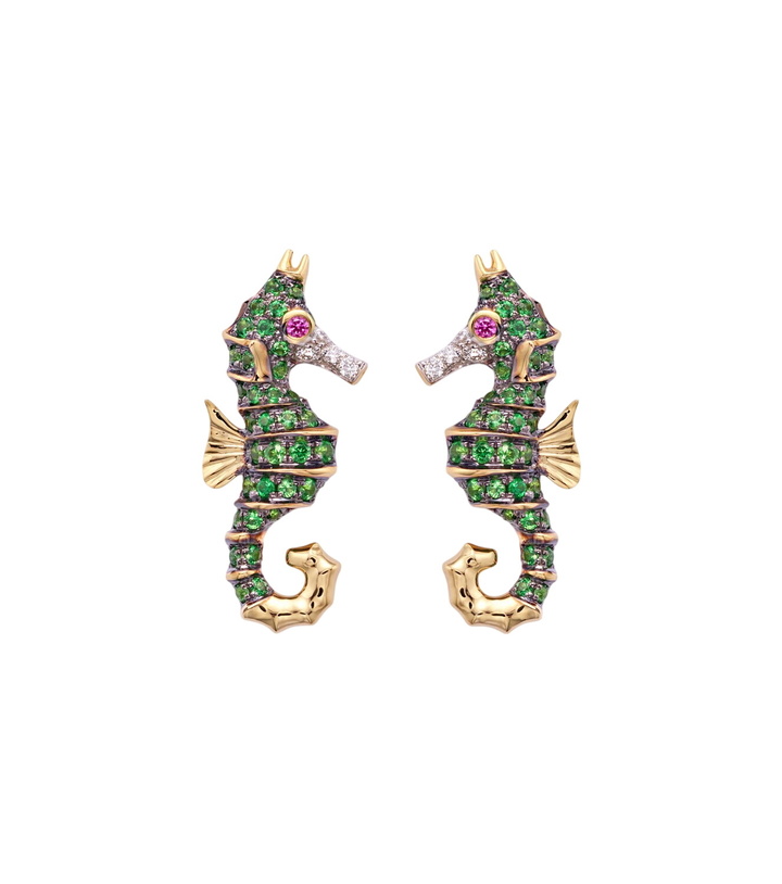 Photo: Yvonne Léon Hippocampe 18kt gold earrings with gemstones