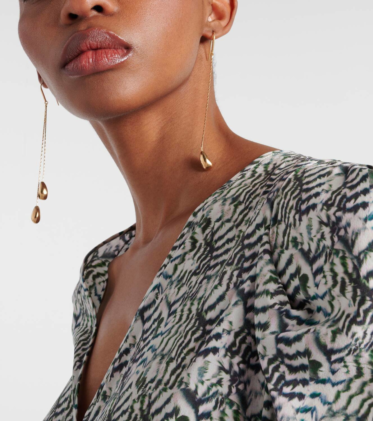 Isabel Marant Mismatched pendant earrings