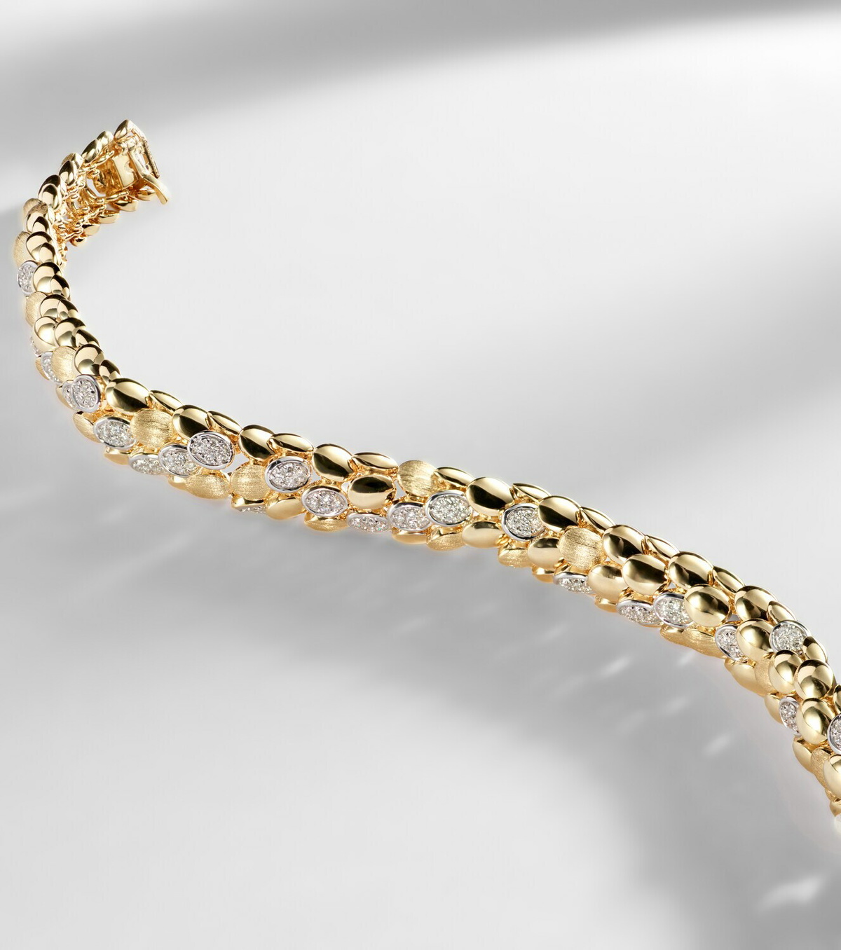 Rainbow K Blossom Small 14kt gold bangle with diamonds