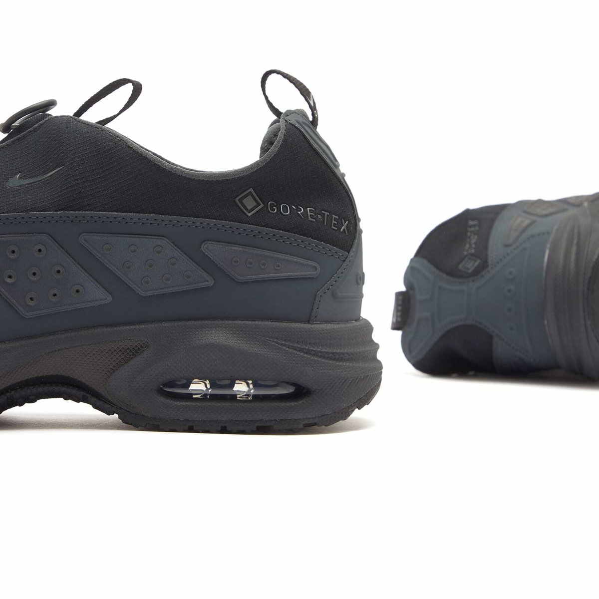 Nike Air Max SNDR Gore-Tex W Sneaker in Black/Grey Nike