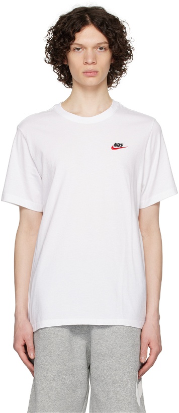 Photo: Nike White Sportswear Club T-Shirt