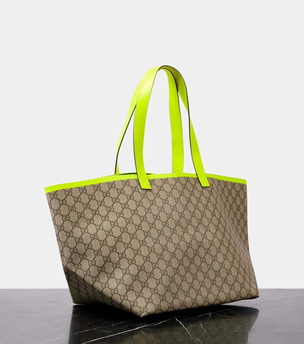 Gucci Totissima Large Tote Bag ネオングリーン Gucci | Gucci Totissima Large Reversible Tote at Ekseption – EKSEPTION