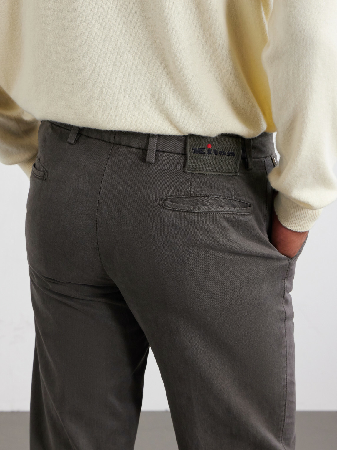 Kiton - Straight-Leg Lyocell-Blend Trousers - Brown