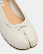 Steve Madden Calico Flats in White