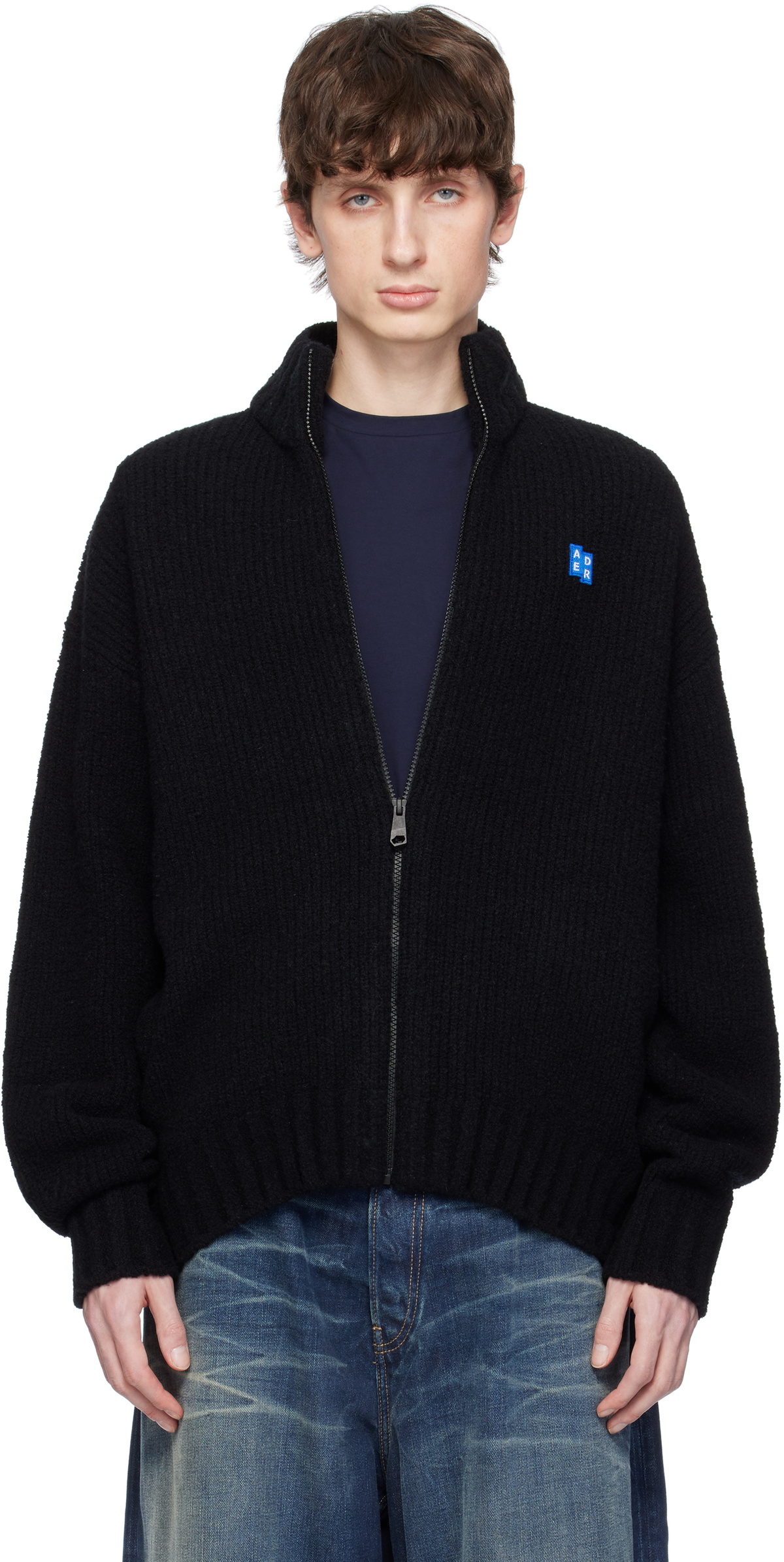 black-sig-trs-tag-knit-zip-up-