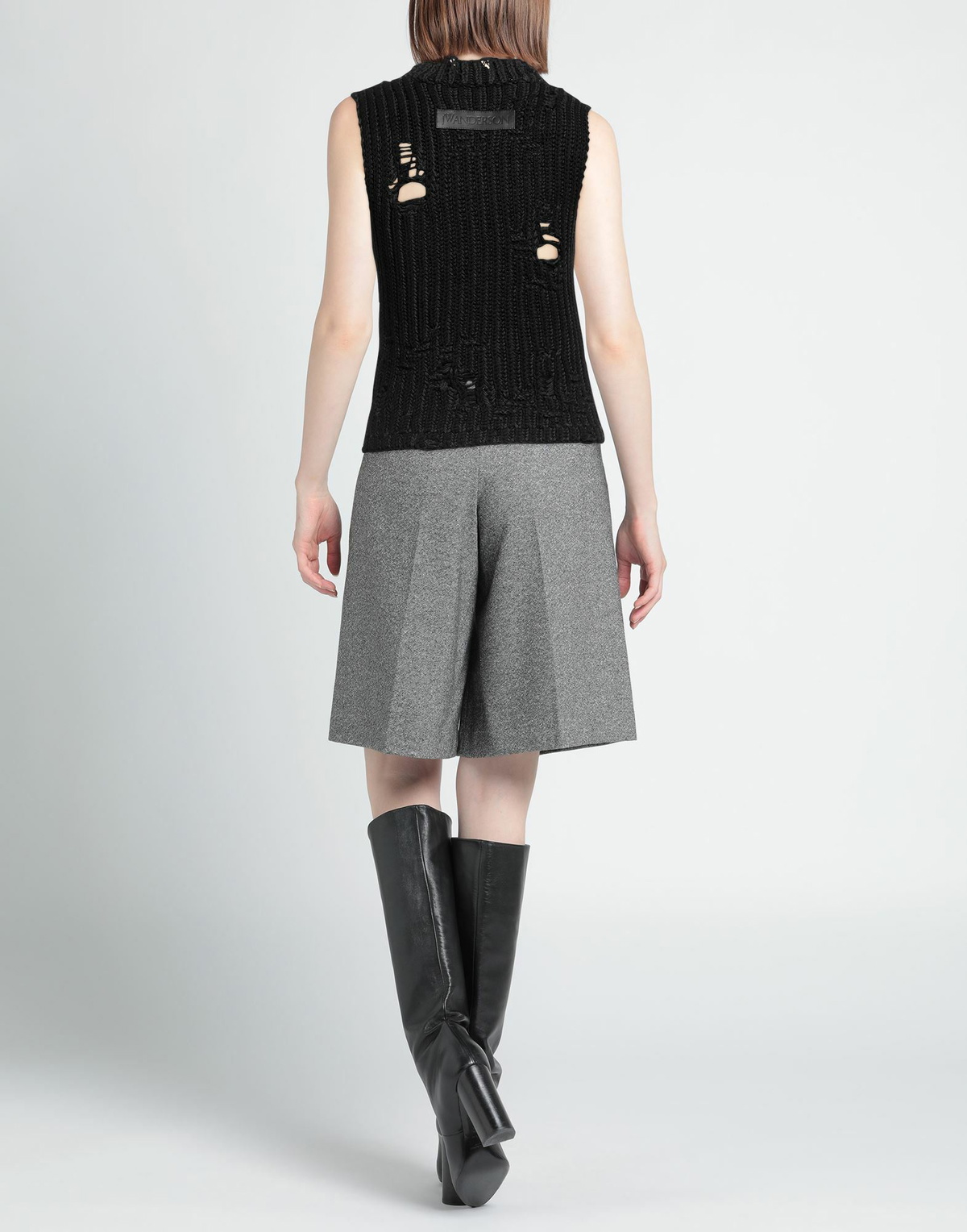 Jw Anderson Womens Sweater in Black