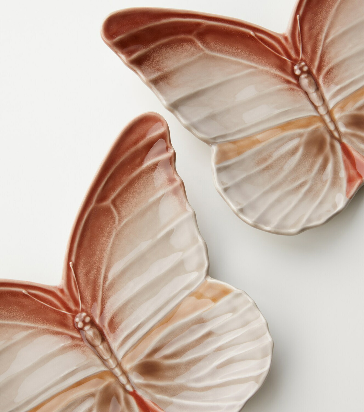 Bordallo Pinheiro Set of 4 ceramic bread plates by Claudia Schiffer