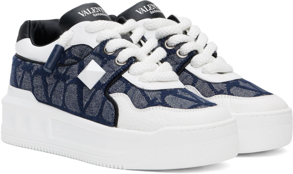 Valentino Garavani White & Navy One Stud XL Low-Top Sneakers 